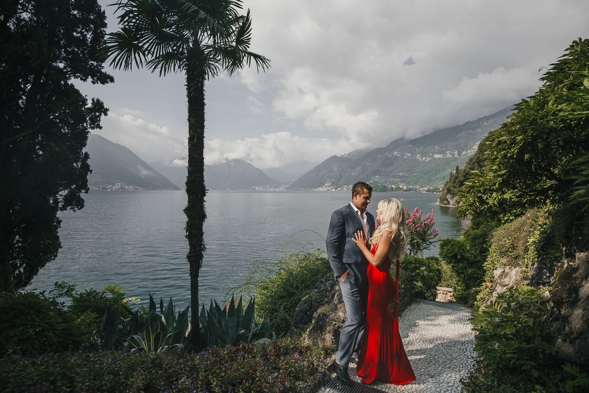 Engagement_couple_Lake_Como