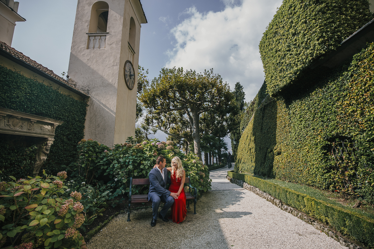 Engagement_couple_Lake_Como