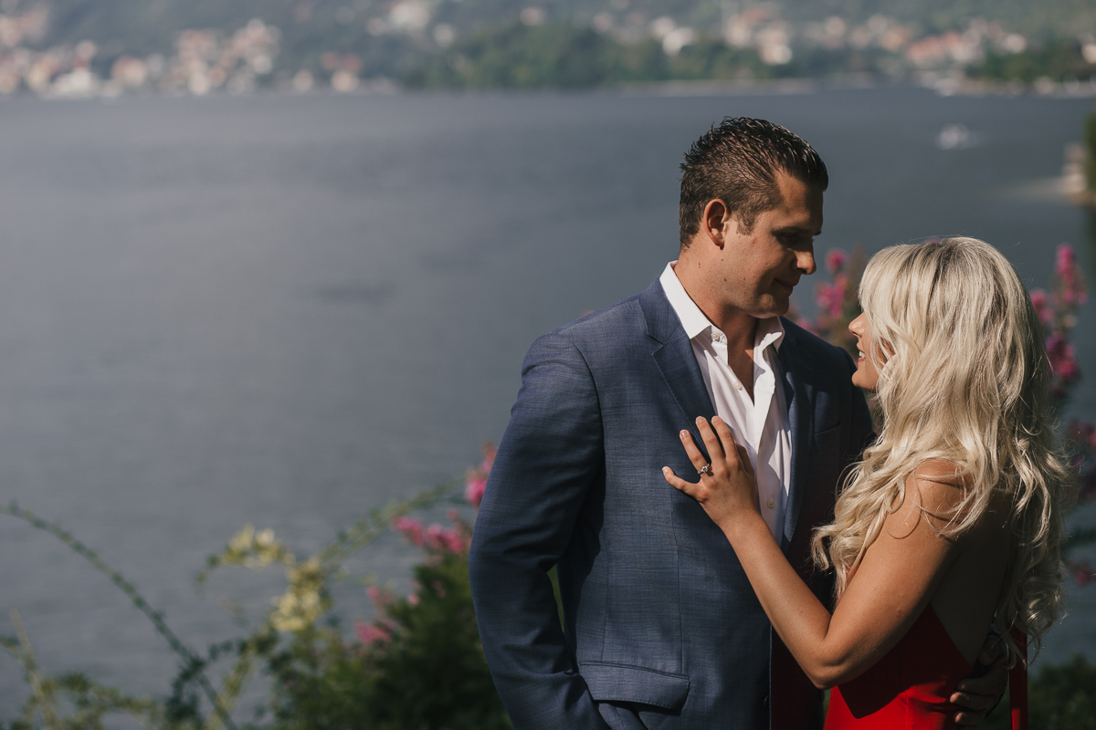 Engagement_couple_Lake_Como