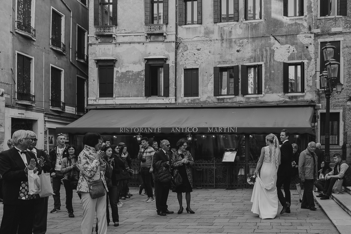 Intimate wedding in venice