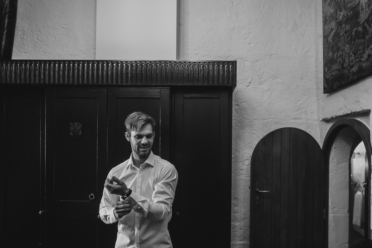 wedding in scotland - Borthwick Castle