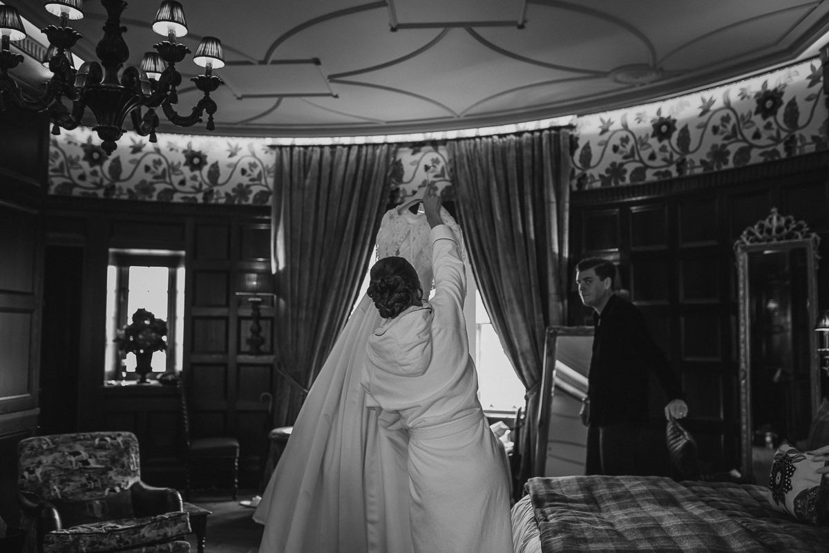 wedding in scotland - Borthwick Castle