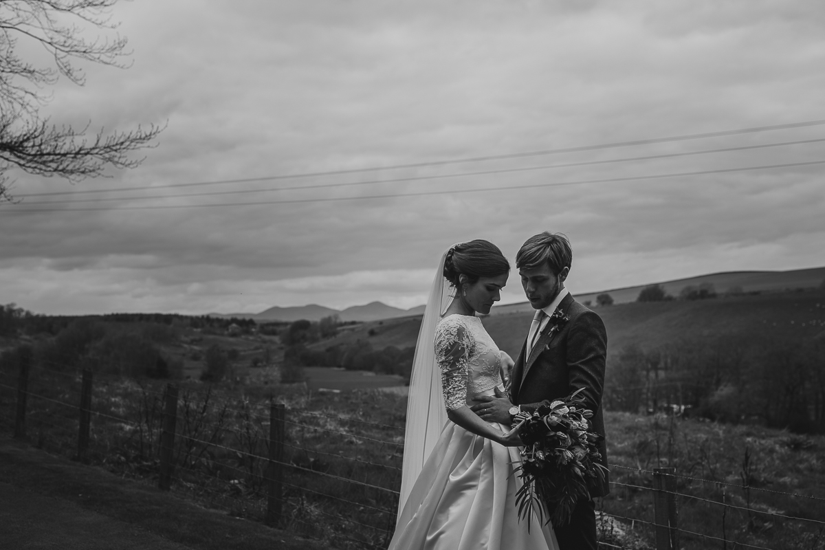 wedding in scotland - Borthwick Castle