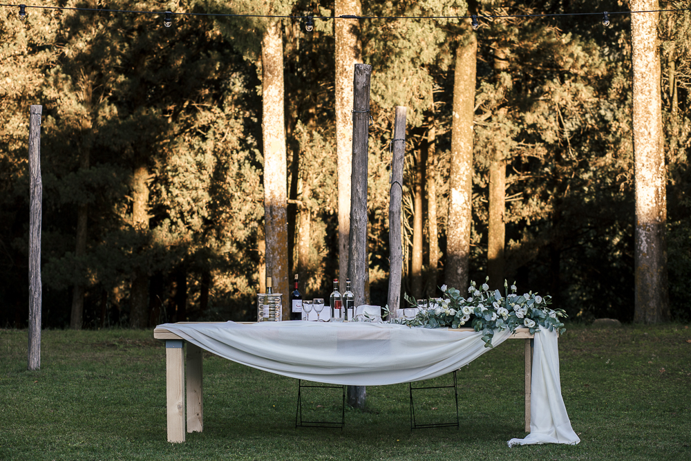 wedding photographer tuscany italy table setting