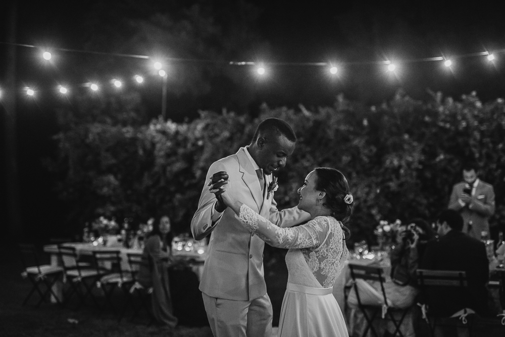 wedding photographer tuscany italy bride and groom dance