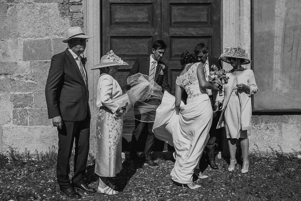 lake como wedding photographer varenna