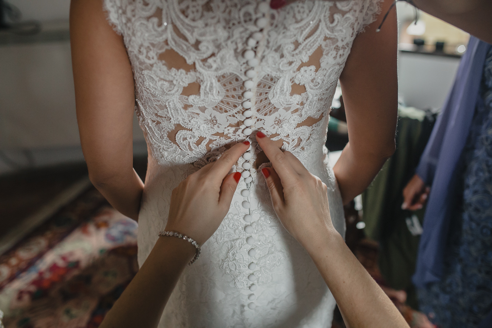 wedding photographer piedmont gown